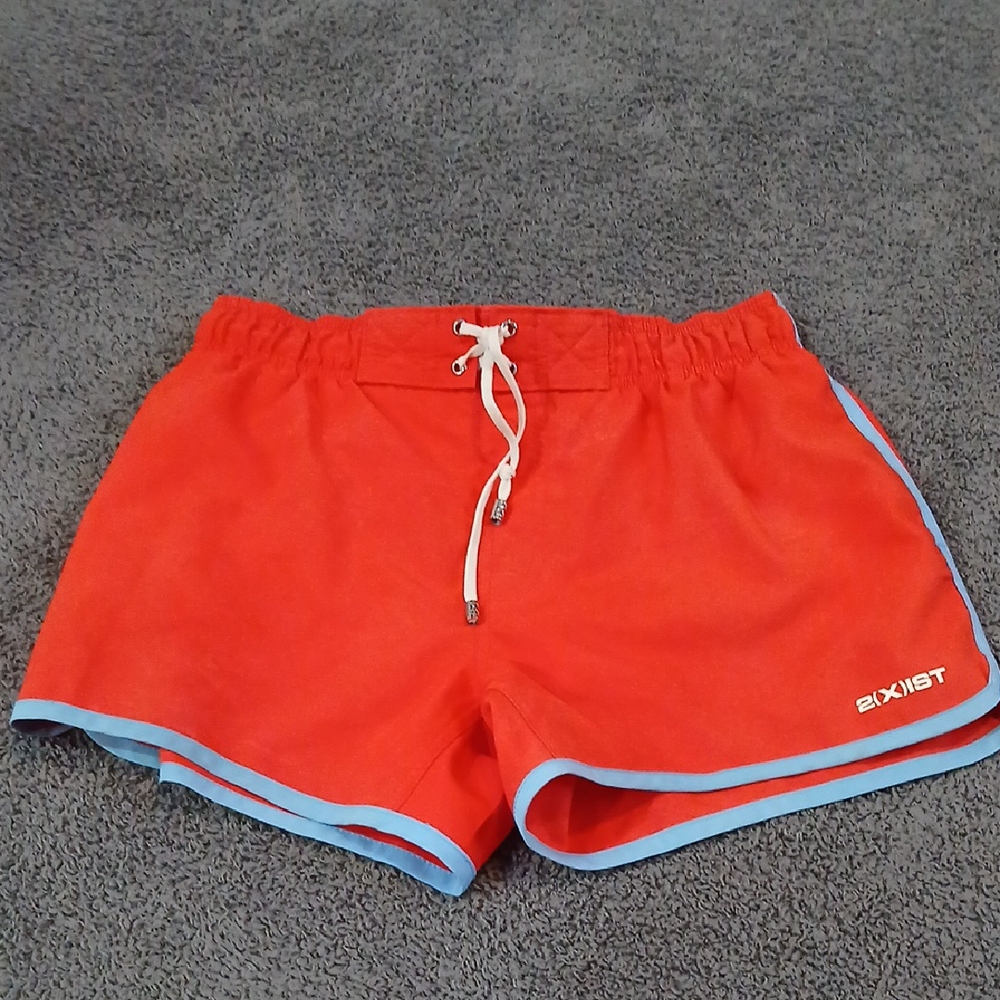 2xist Women's Vibrant Red Athletic Shorts with Blue Accents